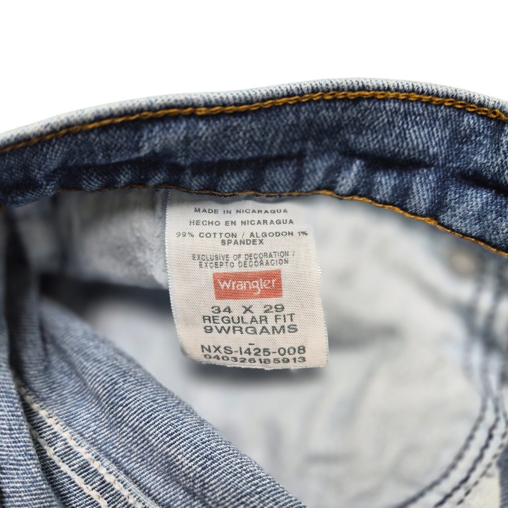 Wrangler Authentic Jeans Mens 34x29 Regular Fit Blue Denim 9WRGAMS Mid Wash - Picture 7 of 11